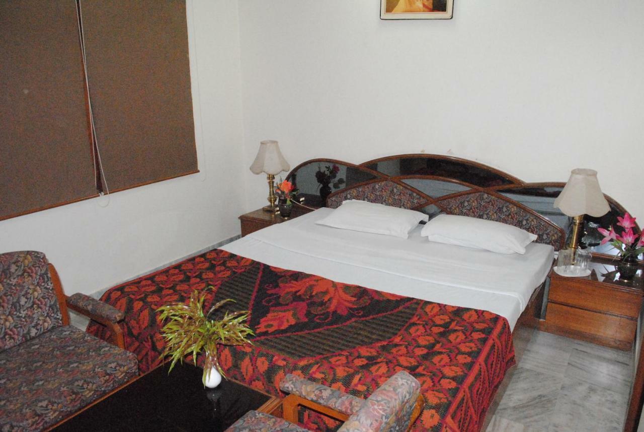 Geetco Hotel Jalor ภายนอก รูปภาพ