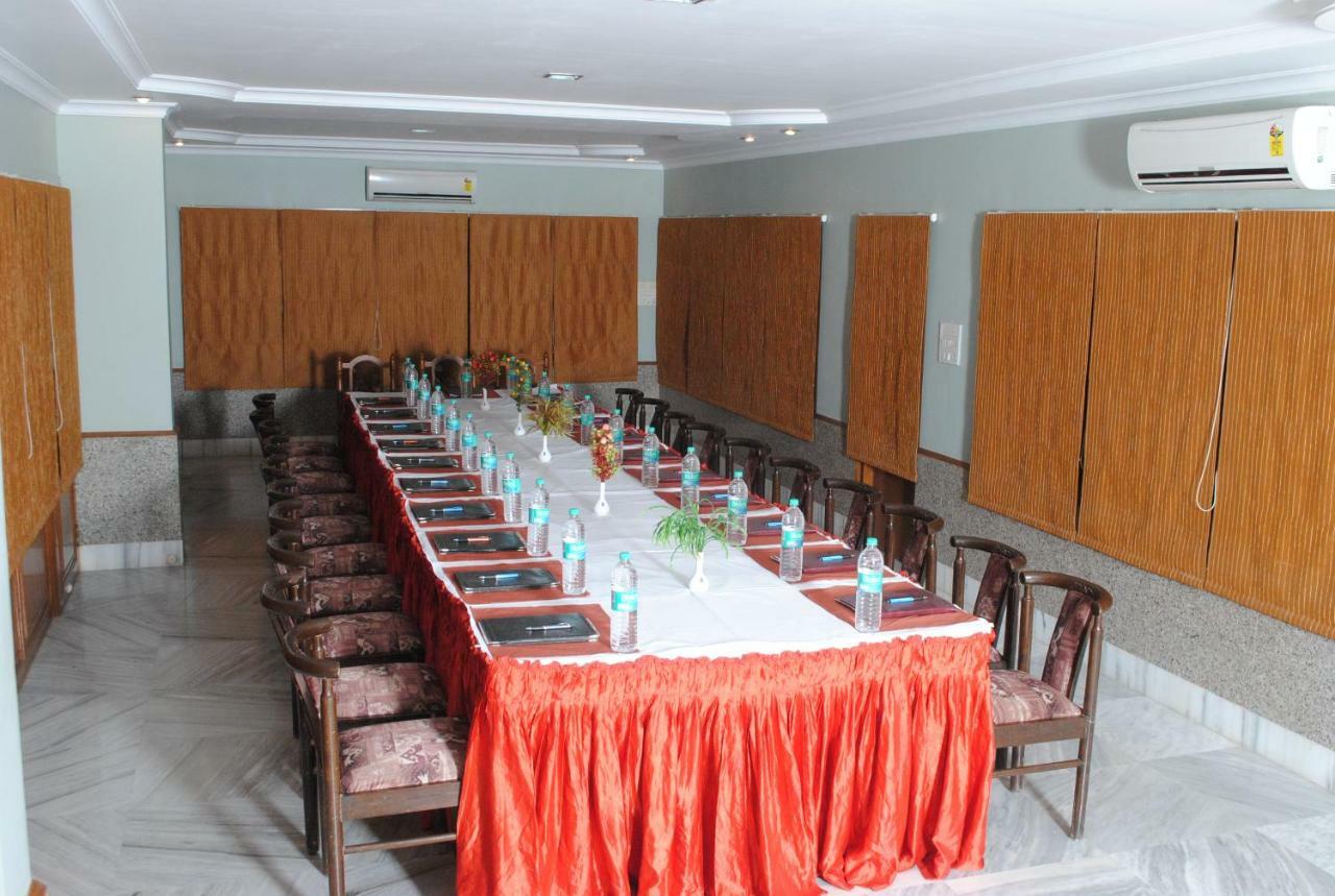 Geetco Hotel Jalor ภายนอก รูปภาพ