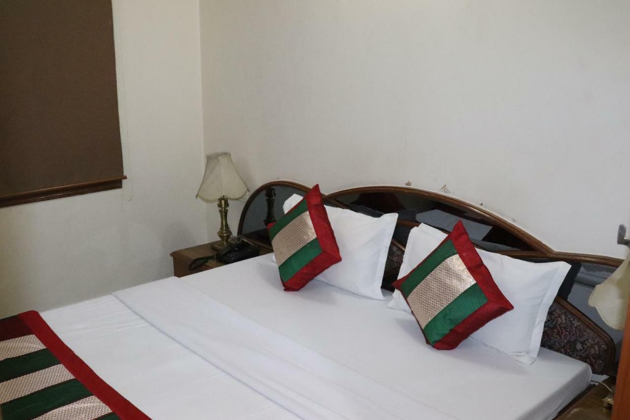 Geetco Hotel Jalor ภายนอก รูปภาพ