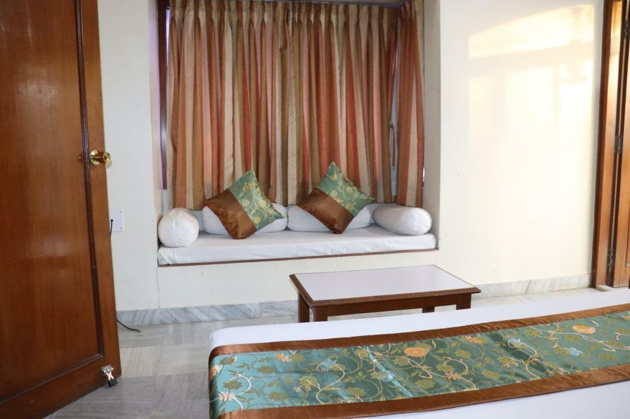 Geetco Hotel Jalor ภายนอก รูปภาพ